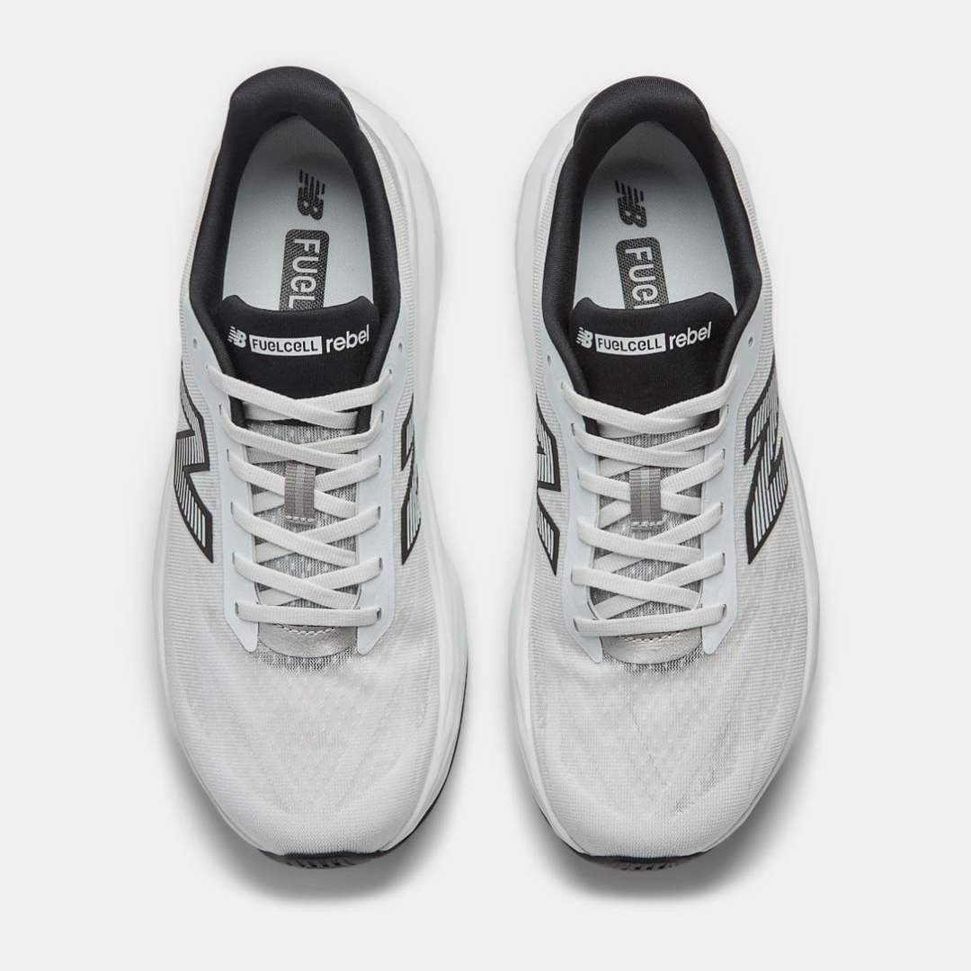 Tênis New Balance Fuelcell Rebel V5 - Branco/Preto