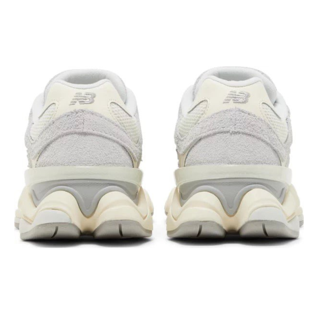 Tênis New Balance 9060 Sea Salt Quartz Grey