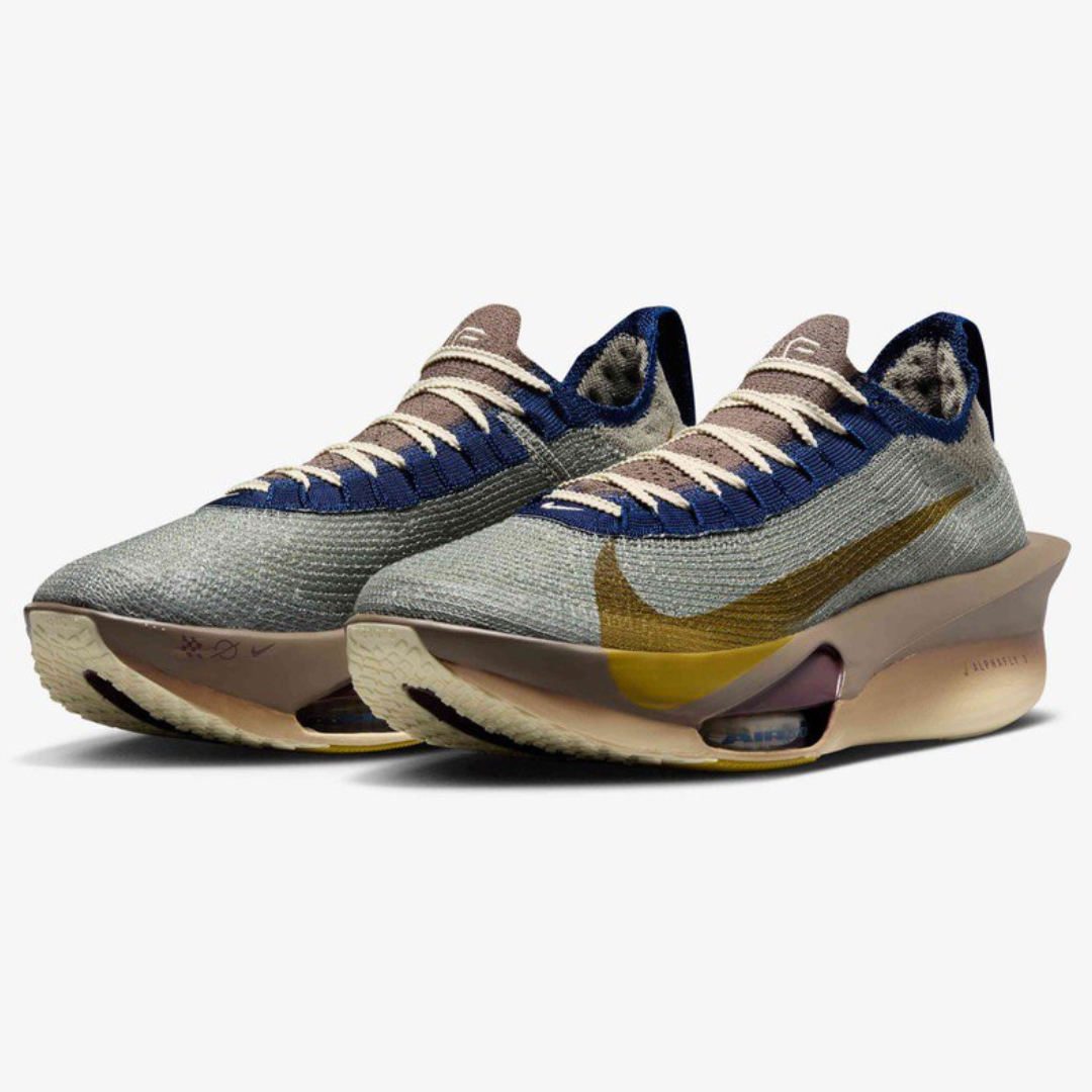 Tênis Nike ZoomX ALPHAFLY Next% 3 Premium - Marrom/Cinza