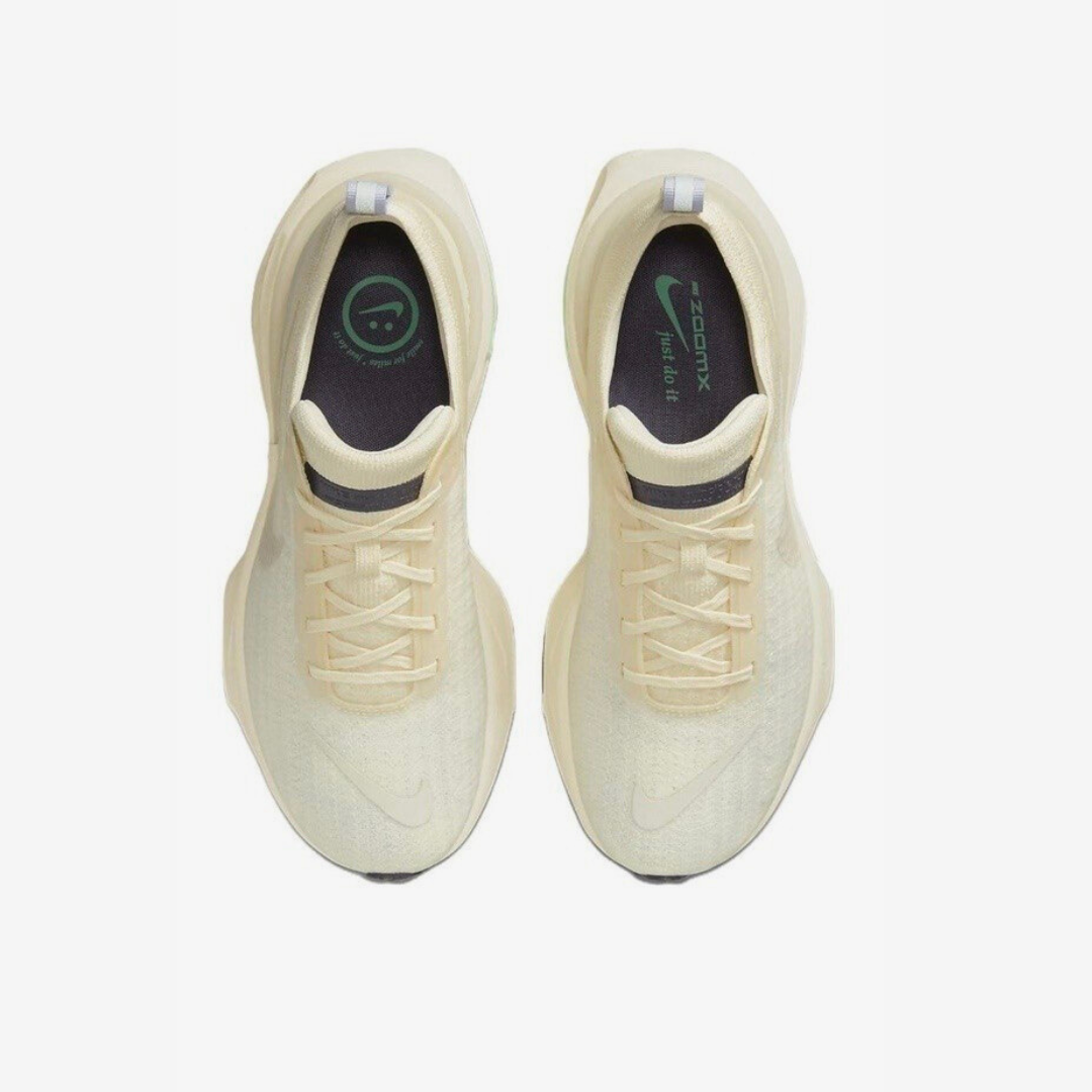 Tênis Nike Invincible Run 3 - Bege