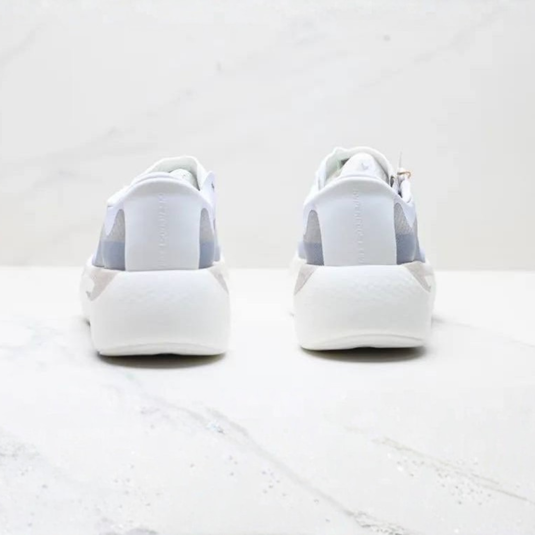Tênis Adidas Hyperboost Edge - Branco/Cinza