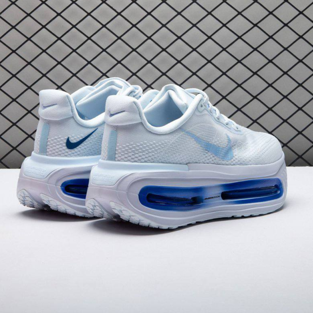 Tênis Nike Vomero Premium - Branco/Azul