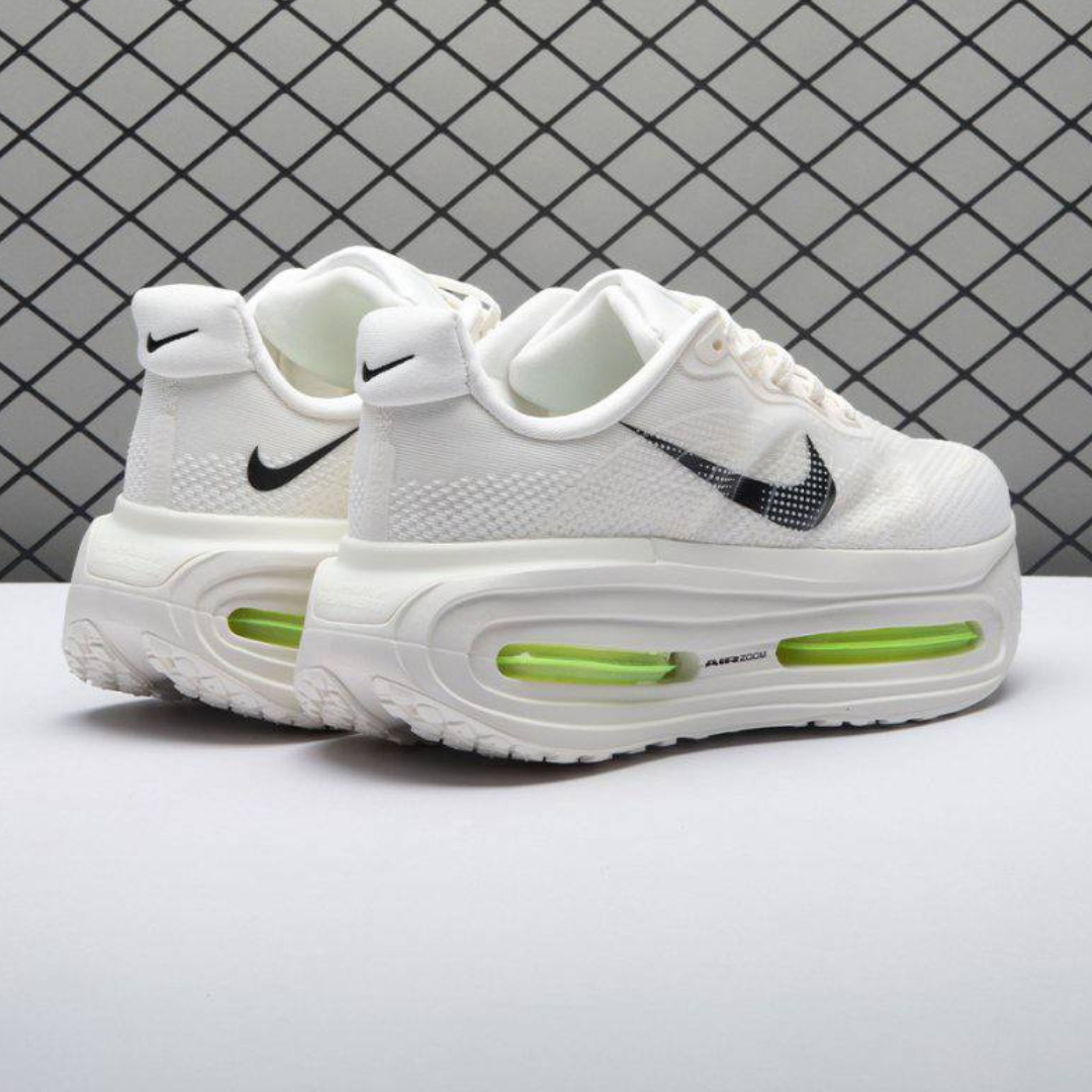 Tênis Nike Vomero Premium - Branco/Verde