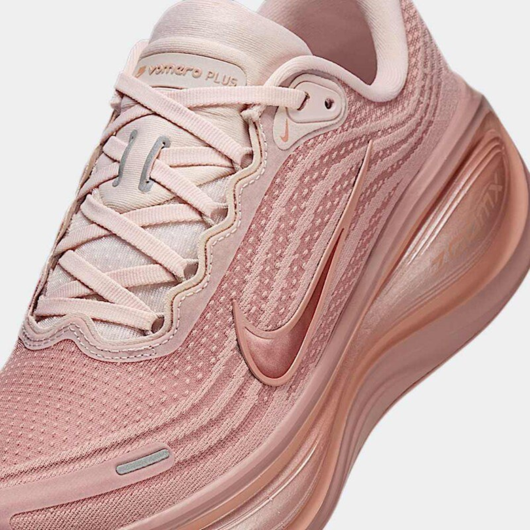Tênis Nike Vomero Plus - Rosa