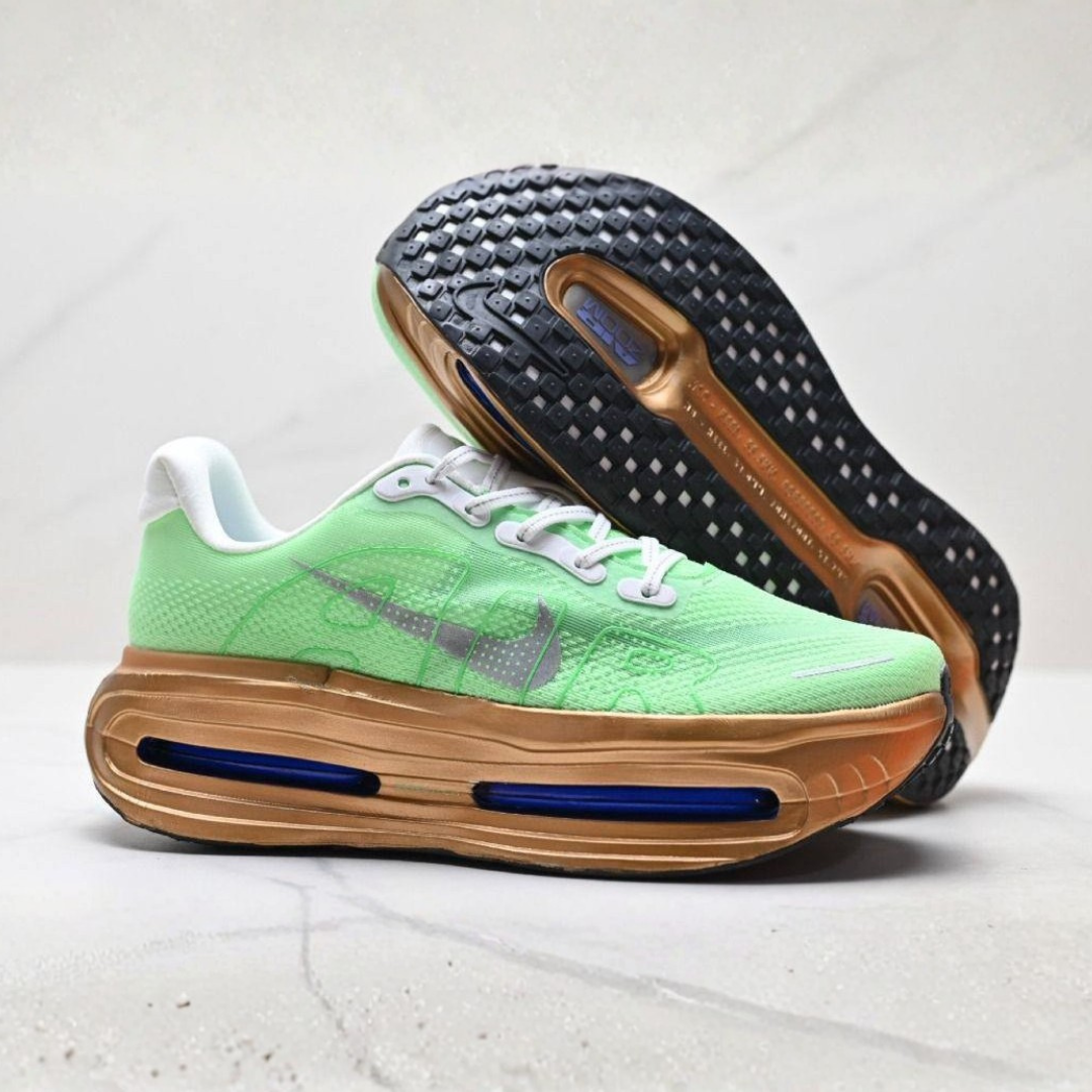 Tênis Nike Vomero Premium - Verde/Dourado