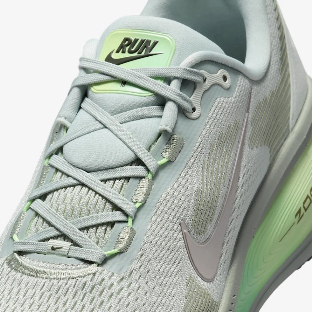 Tênis Nike Vomero 18 - Verde Oliva
