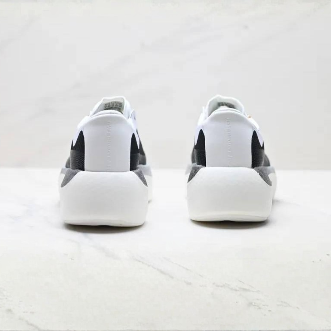 Tênis Adidas Hyperboost Edge - Branco/Preto