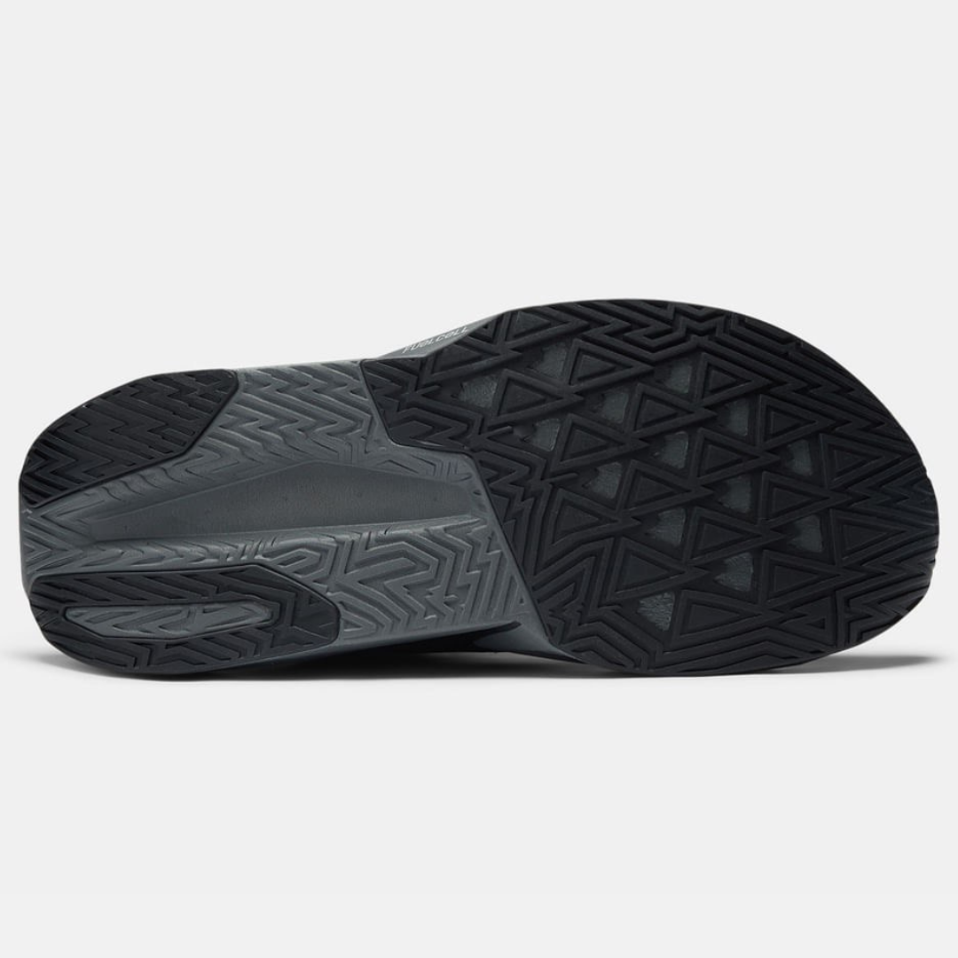 Tênis New Balance Fuelcell Rebel V5 - Preto