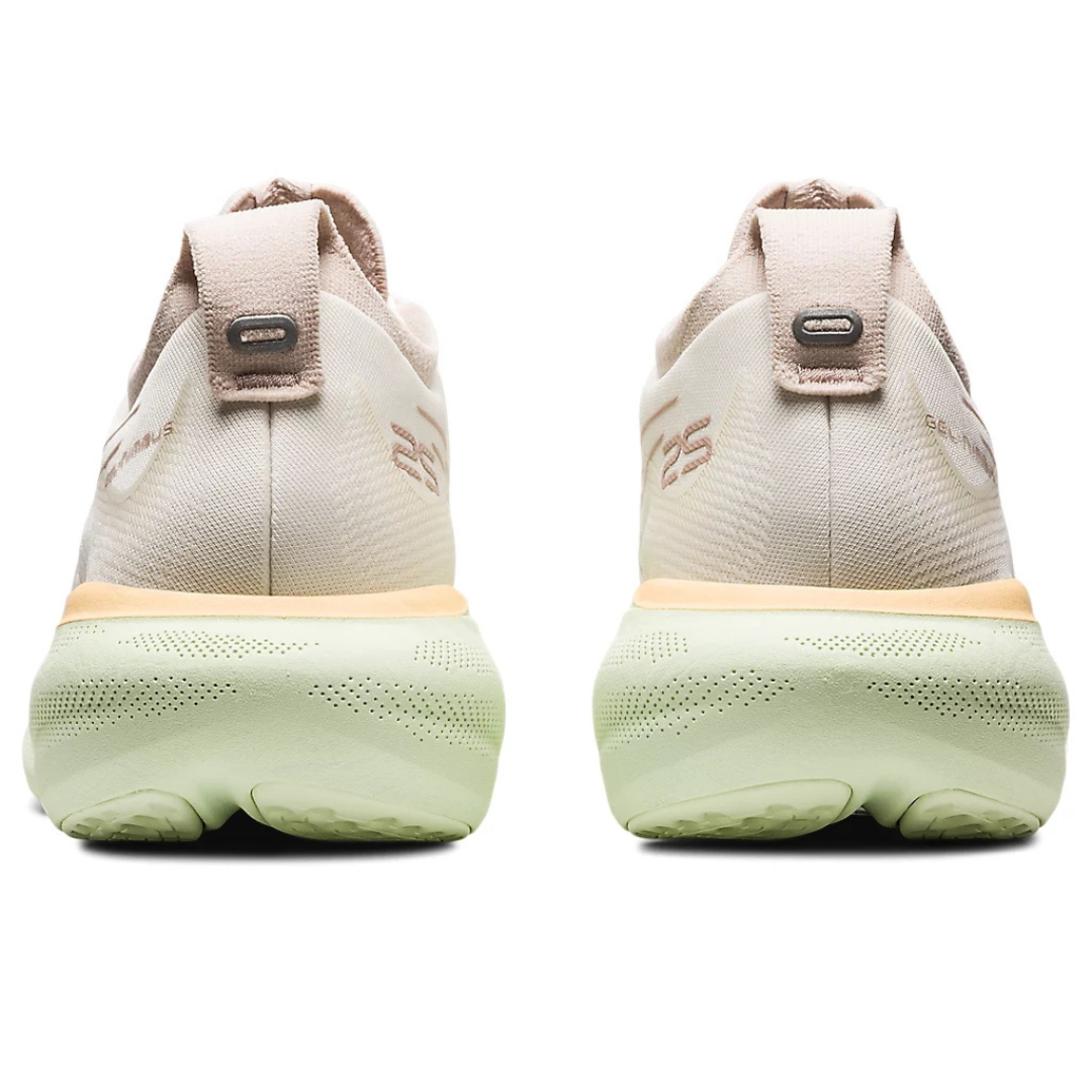 Tênis Asics Gel - Nimbus™ 25 Creme e Verde Claro