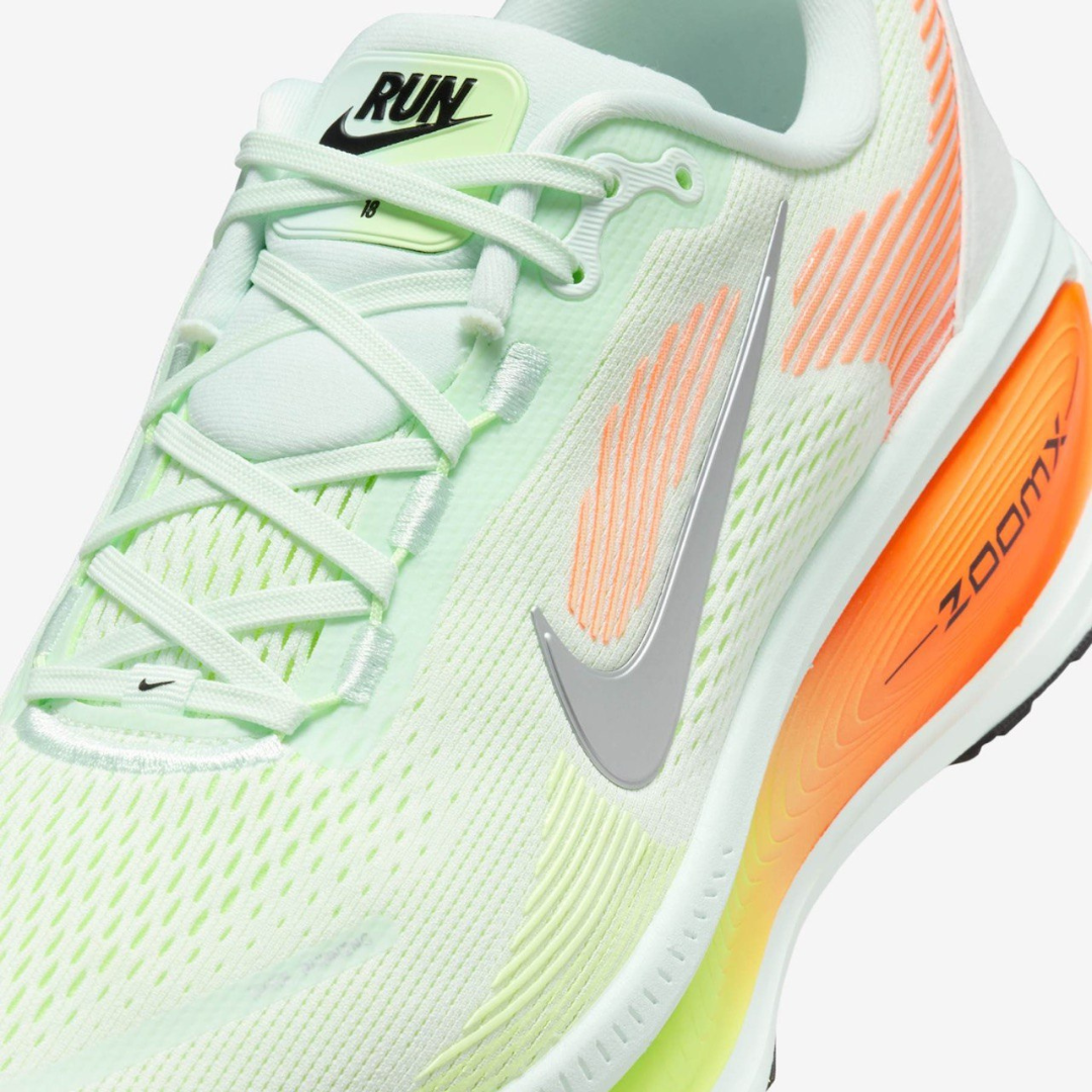 Tênis Nike Vomero 18 - Verde/Laranja