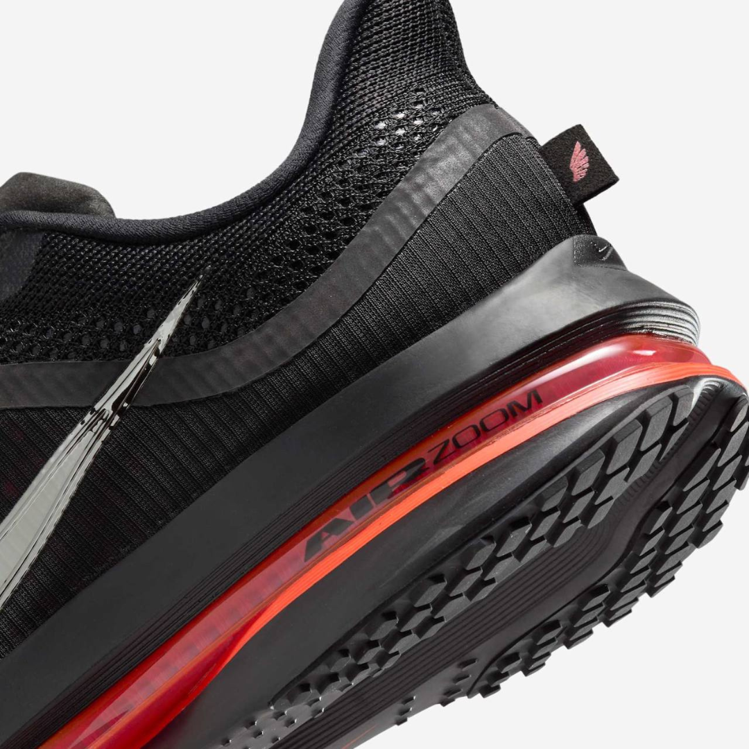 Tênis Nike Pegasus Premium - Preto/Vermelho