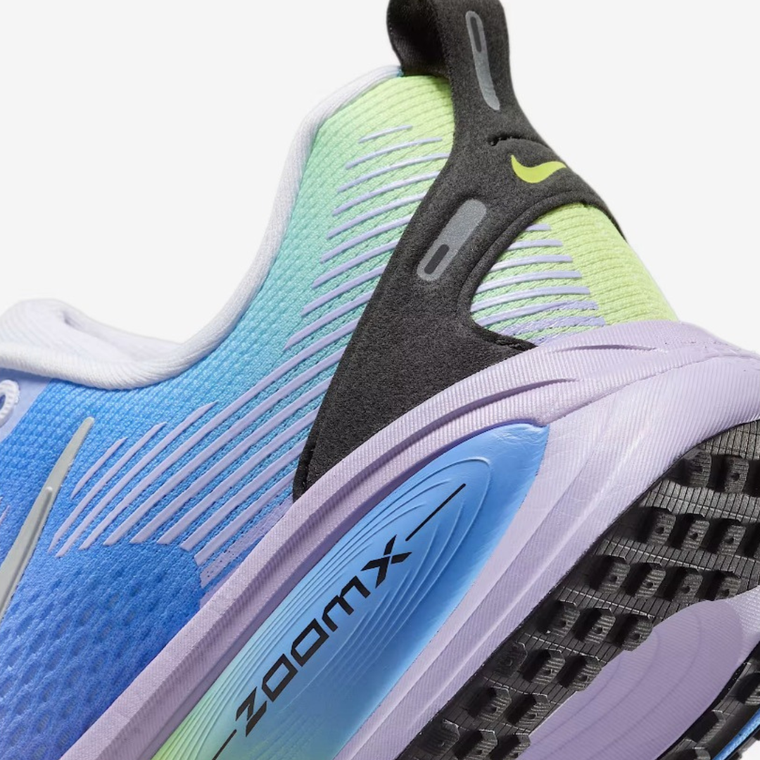 Tênis Nike Vomero 18 SE - Roxo/Azul