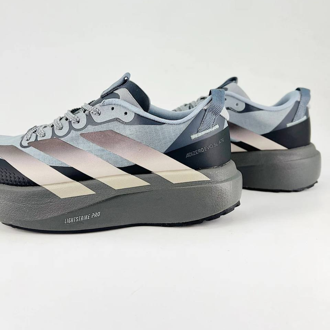 Tênis Adidas Adizero EVO SL ATR - Cinza/Off White