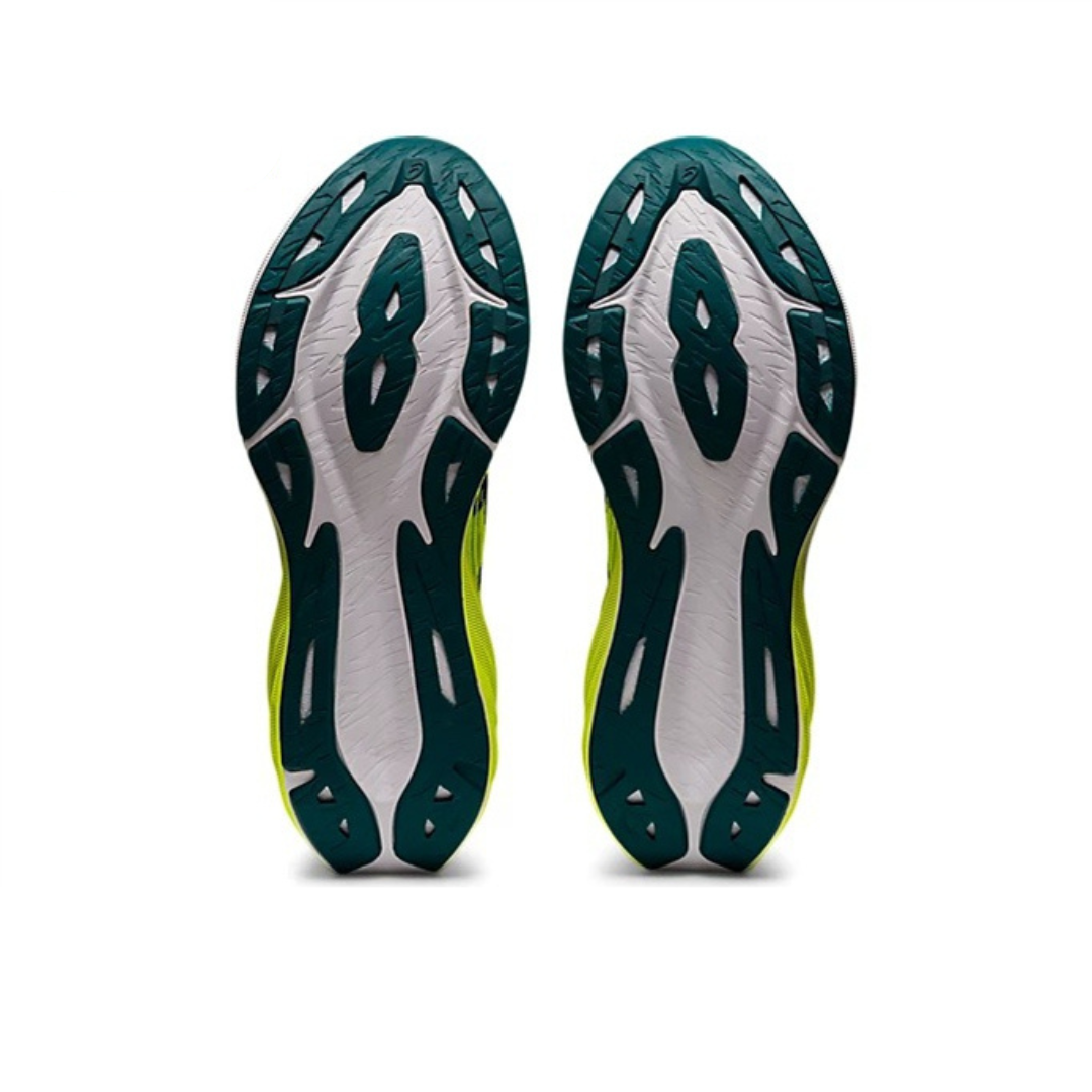 Tênis Asics Novablast 3 Verde fluorescente e Preto