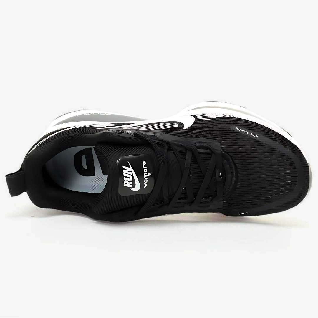 Tênis Nike Vomero 18 - Preto/Branco/Cinza
