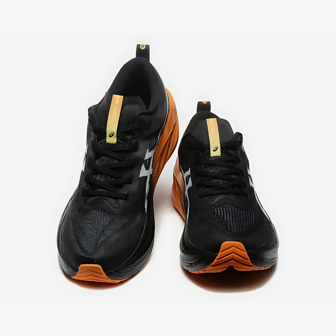 Tênis Asics Superblast 2 - Unissex - Preto/Laranja