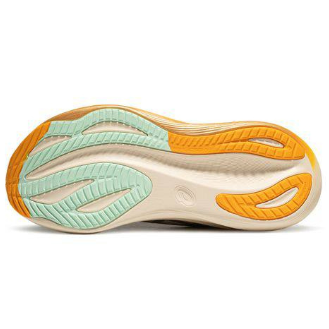 Tênis Asics Gel - Nimbus 27 - Branco/Dourado