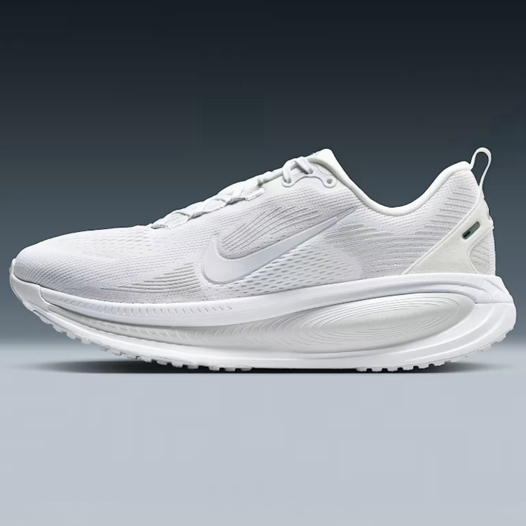 Tênis Nike Vomero 18 - Branco
