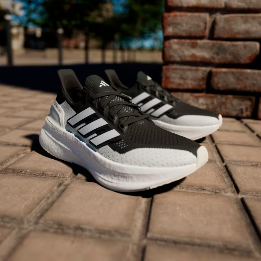 Tênis Adidas Ultraboost 5 Black Cloud White
