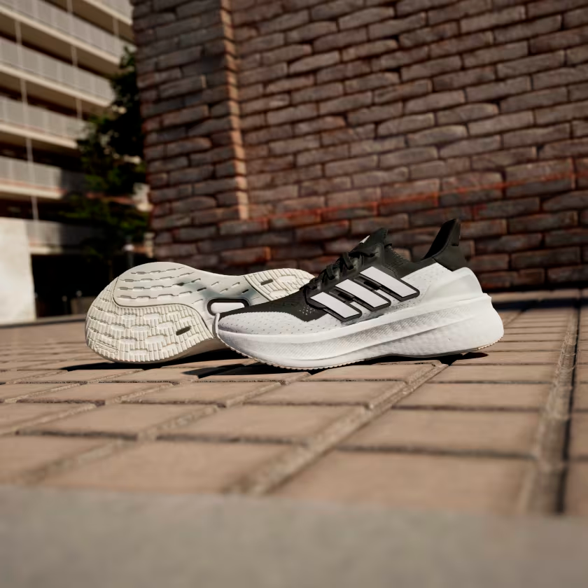 Tênis Adidas Ultraboost 5 Black Cloud White