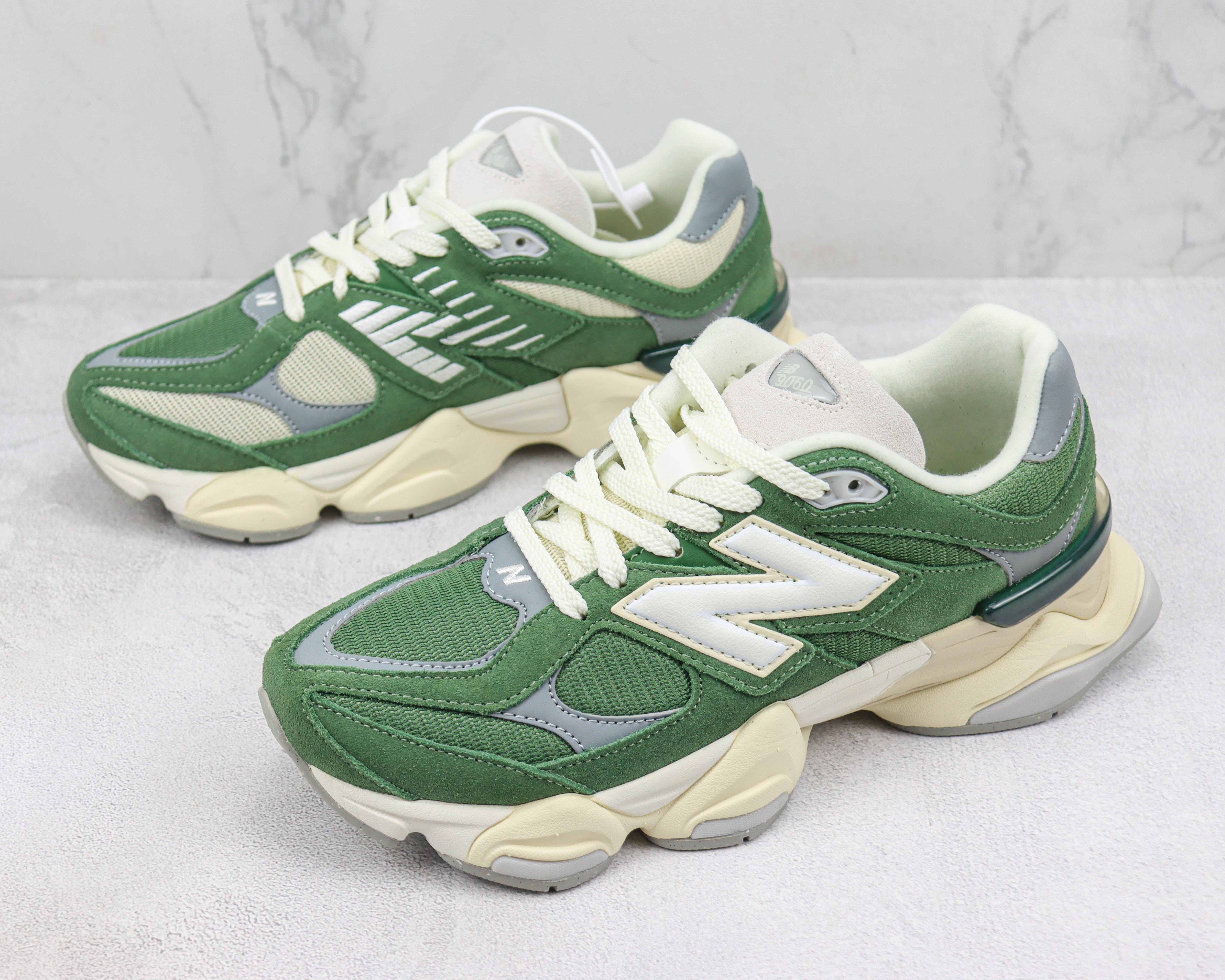 Tênis New Balance 9060 Nori