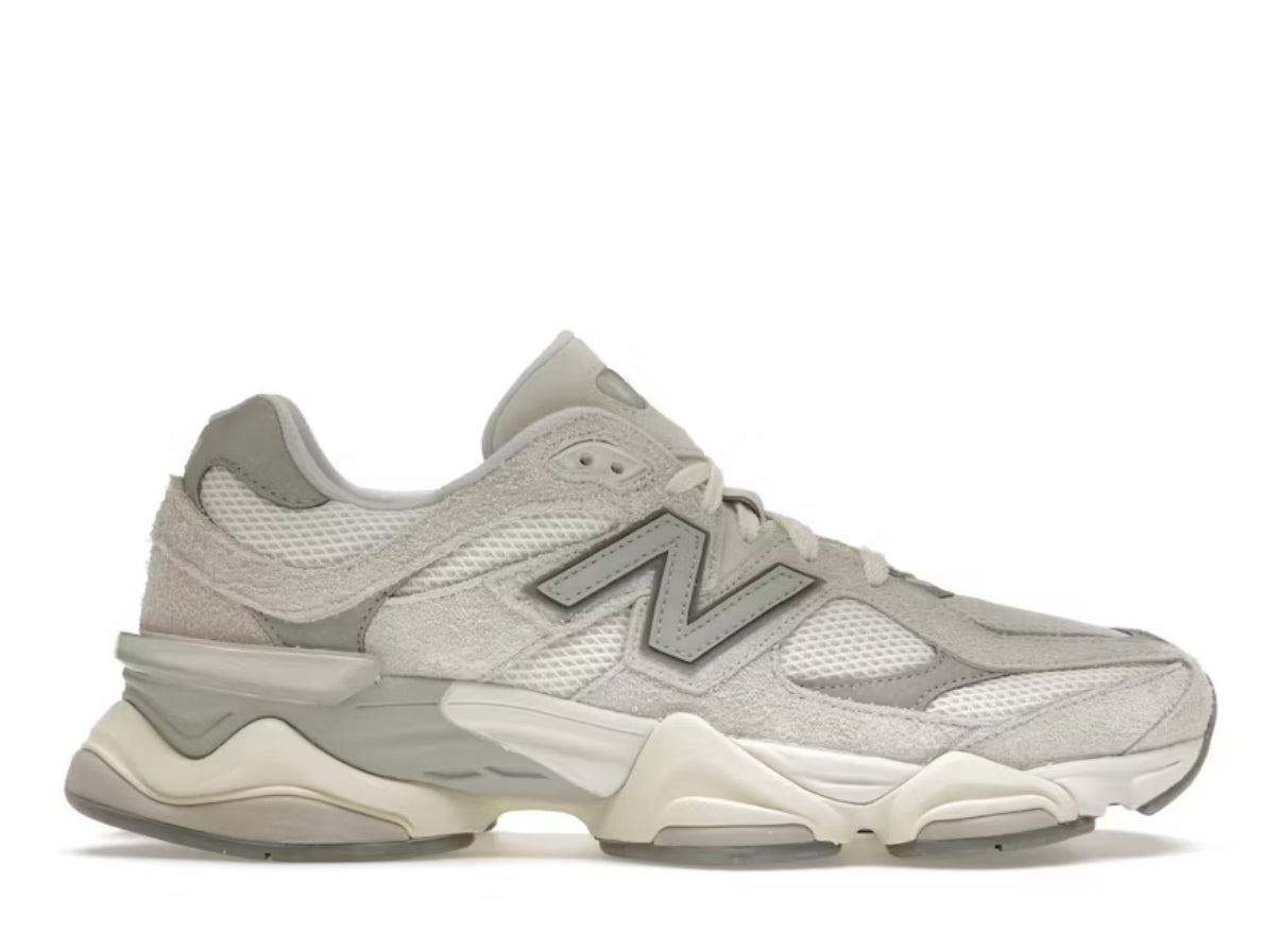 Tênis New Balance 9060 Suede Pack Sea Salt