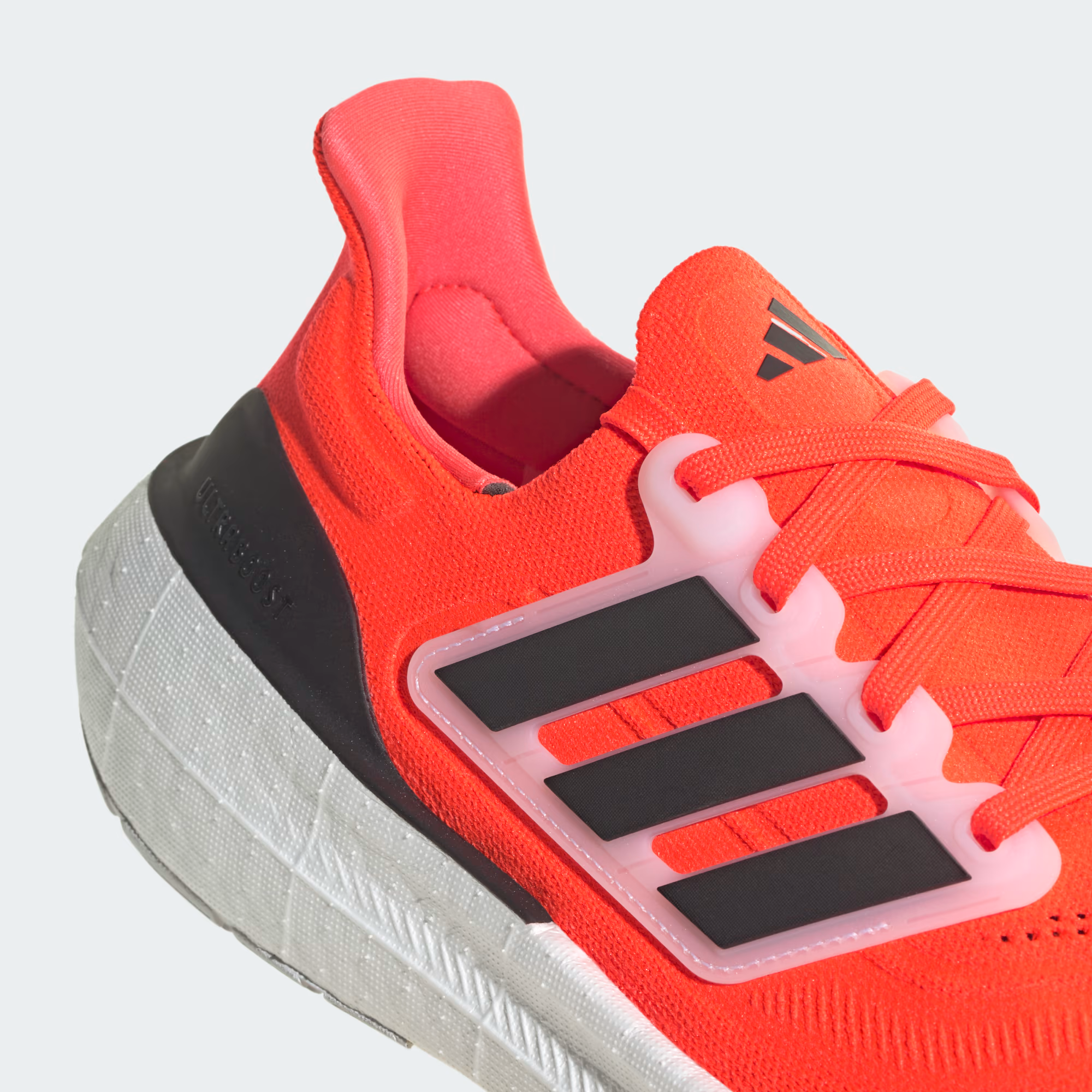 Tênis Adidas Ultraboost Light Solar Red