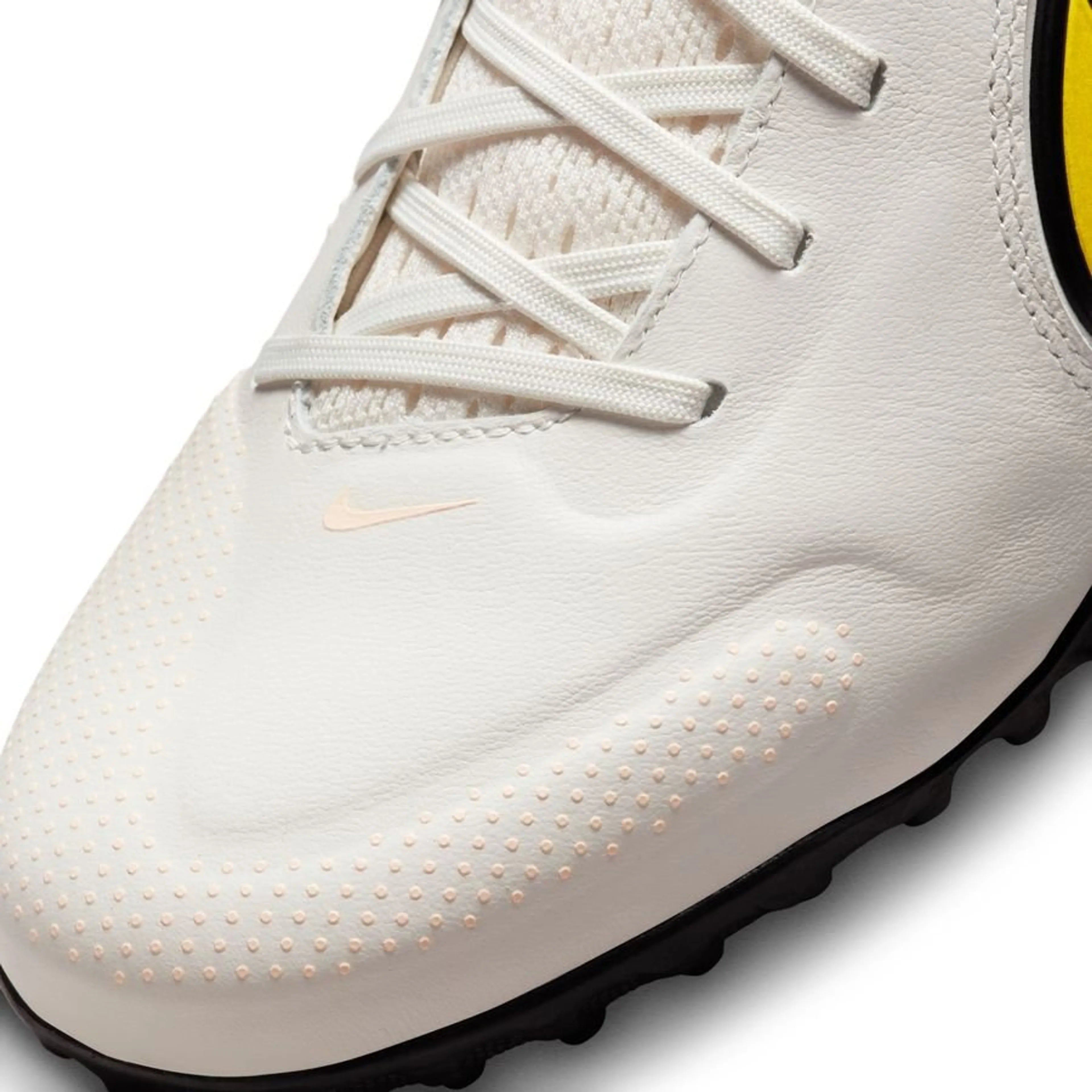 Chuteira Nike Tiempo Legend 9 Society Pro Lucent