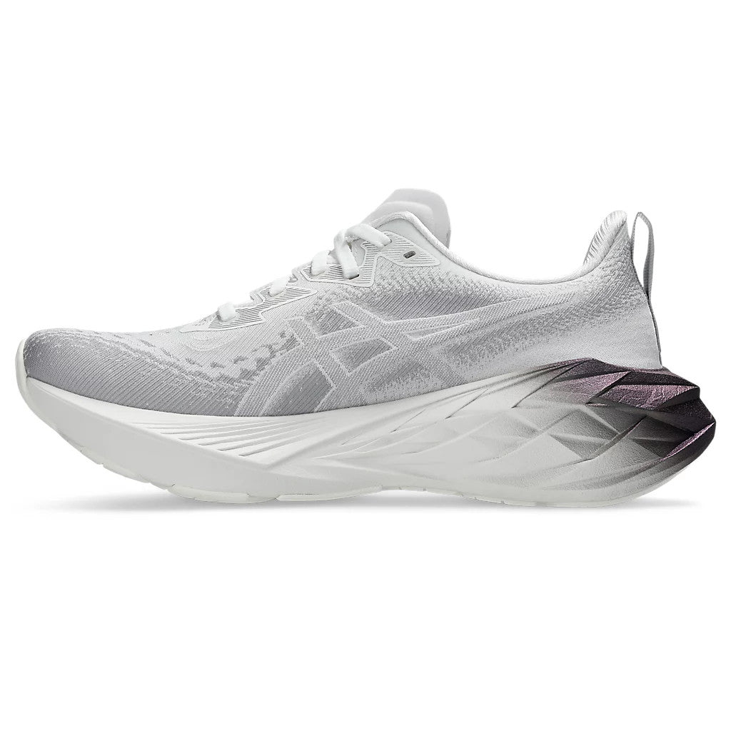 Tênis Asics Novablast™ 4 White Black
