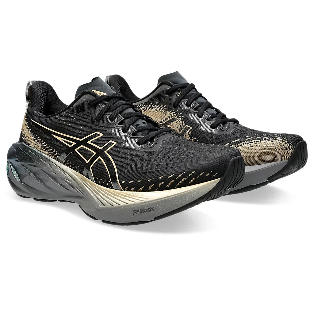 Tênis Asics Novablast™ 4 Platinum Preto Dourado