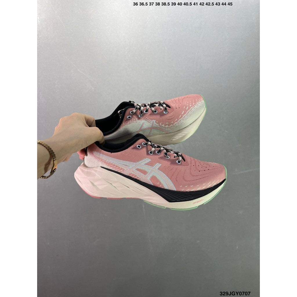 Tênis Asics Novablast™ 4 Rosa Preto