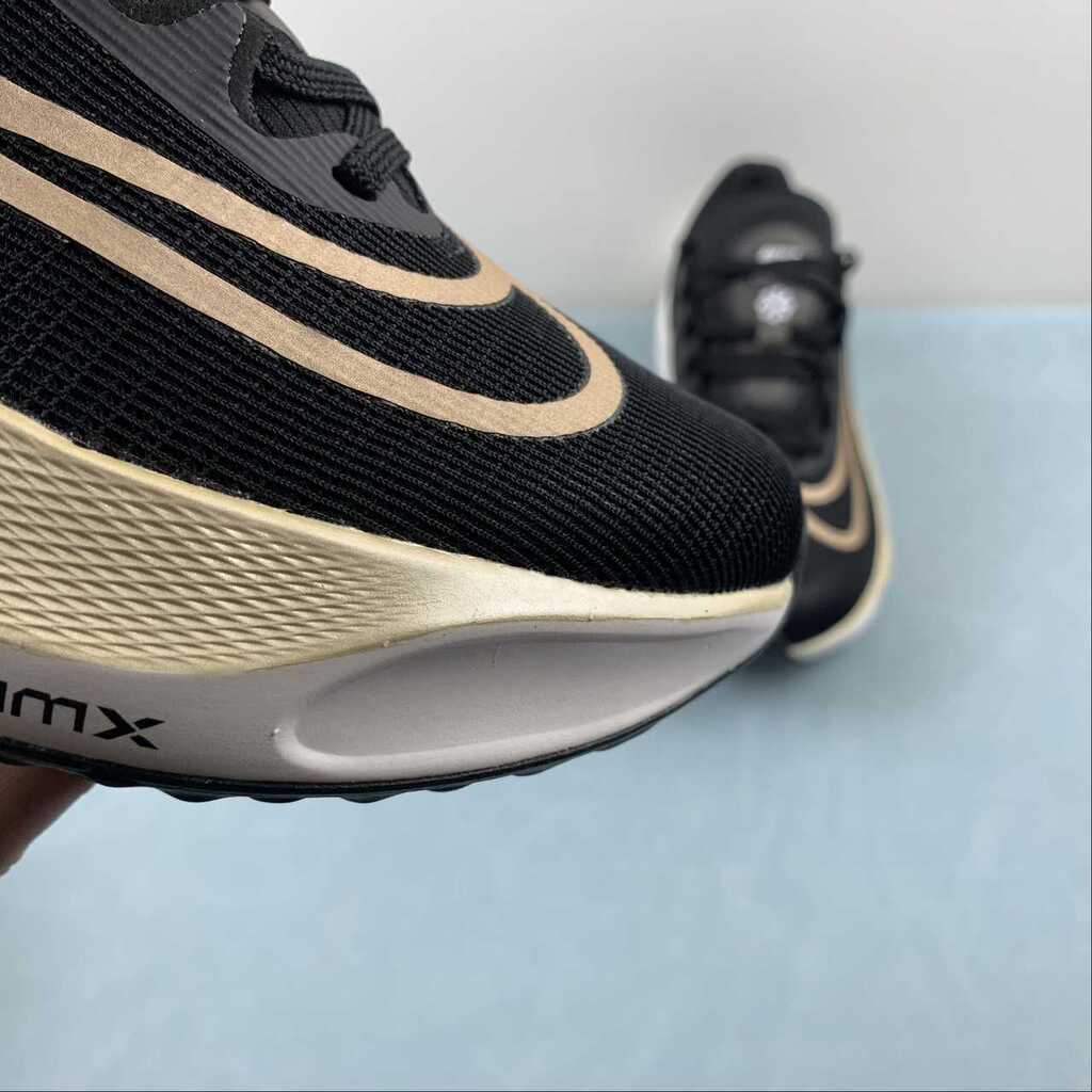 Tênis Nike Zoom Fly 5 Preto Ouro