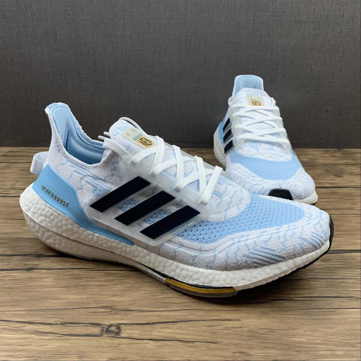 Tênis Adidas Ultraboost Light 21 Argentina Edição Especial