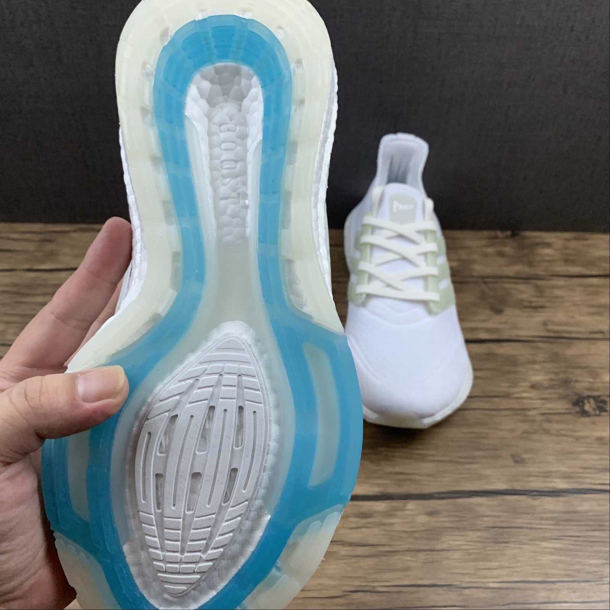 Tênis Adidas Ultraboost Light 21 Argentina Edição Especial