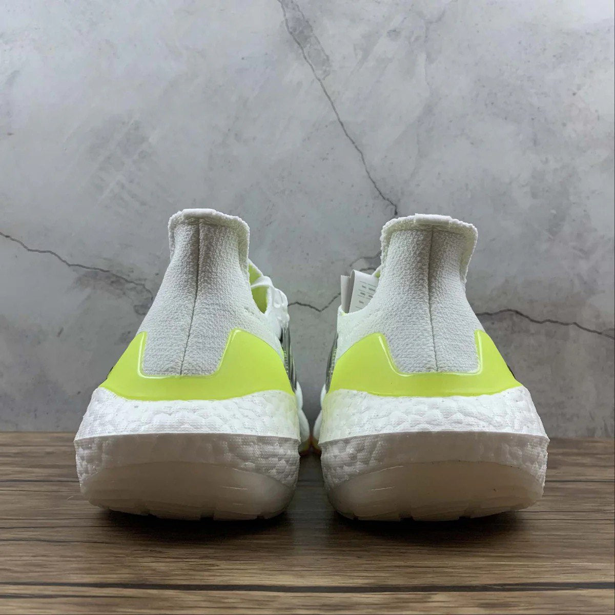 Tênis Adidas Ultraboost 21 Branco Verde