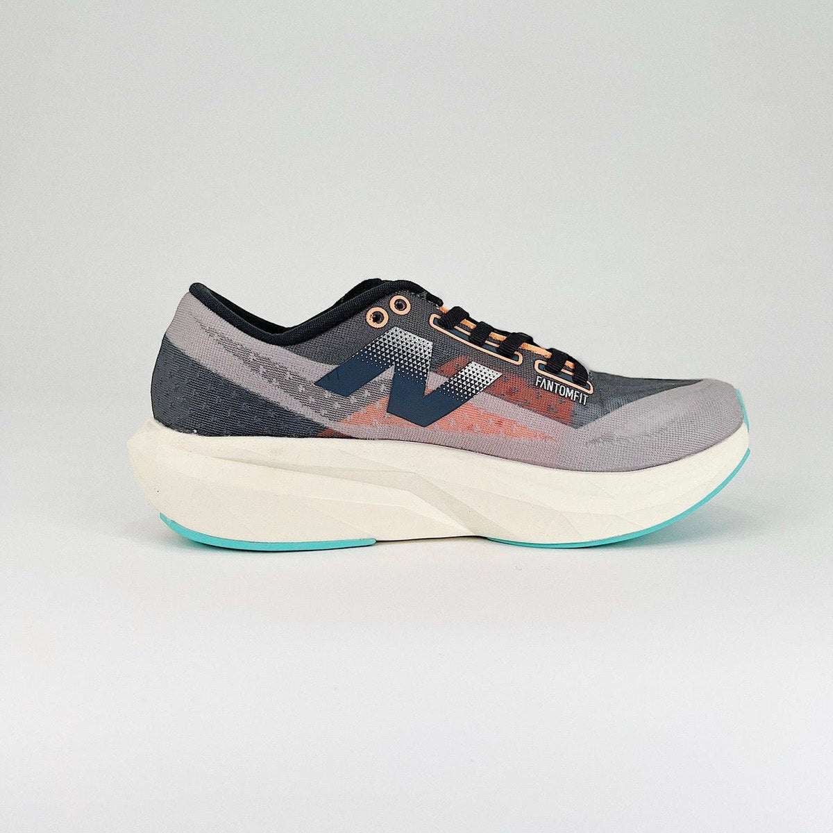 Tênis New Balance FuelCell Rebel V4 - Collor bluerose