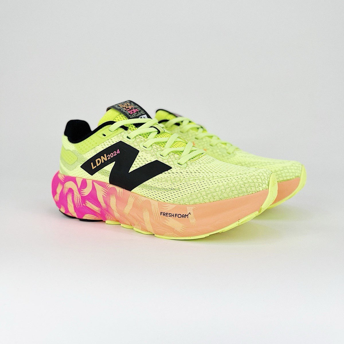 Tênis New Balance Fresh Foam X 1080 V13 - London