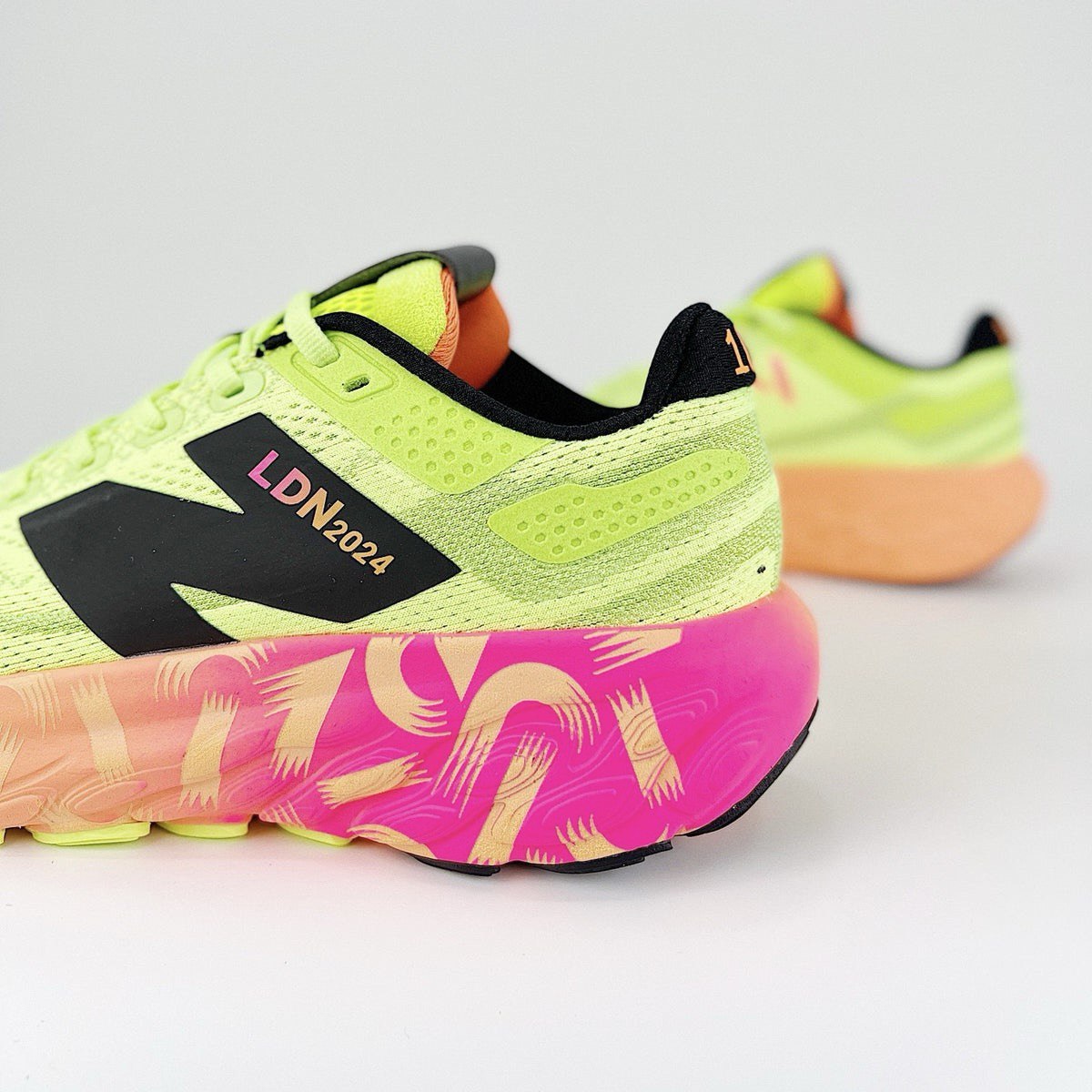 Tênis New Balance Fresh Foam X 1080 V13 - London