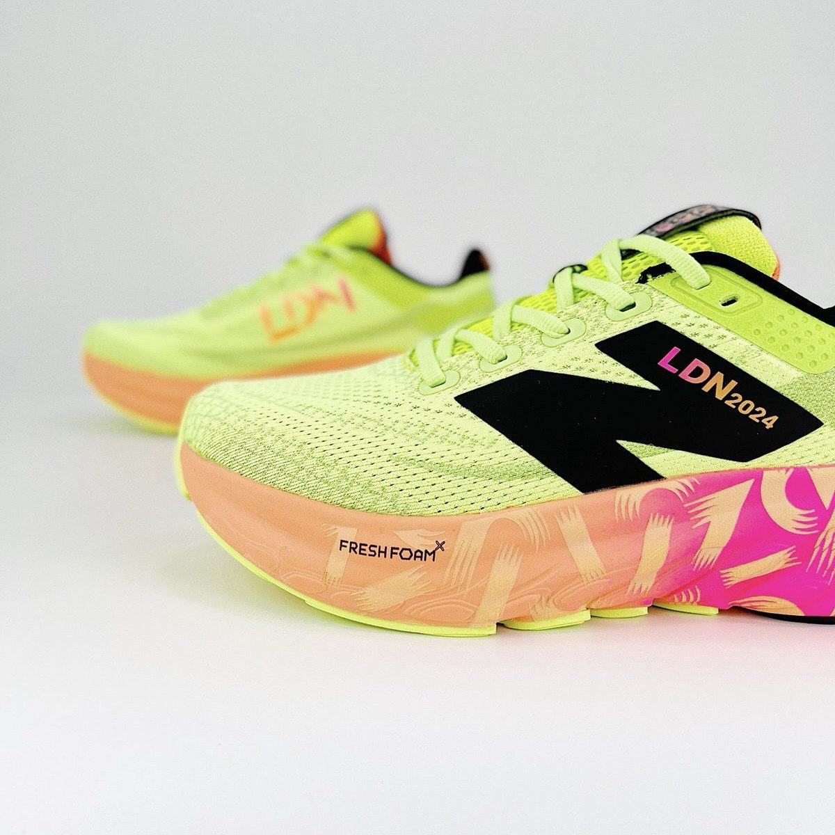 Tênis New Balance Fresh Foam X 1080 V13 - London