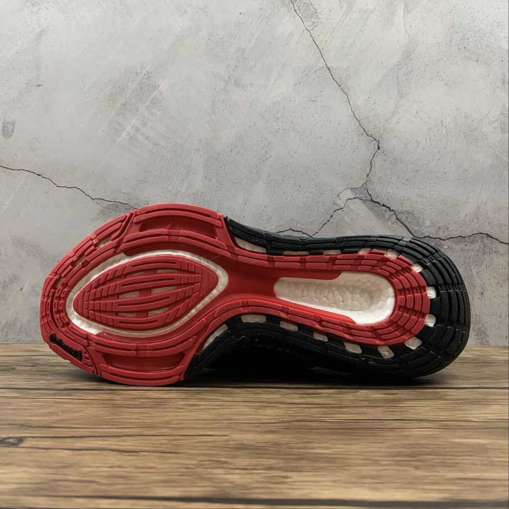 Tênis Adidas Ultraboost 21 Black Scarlet