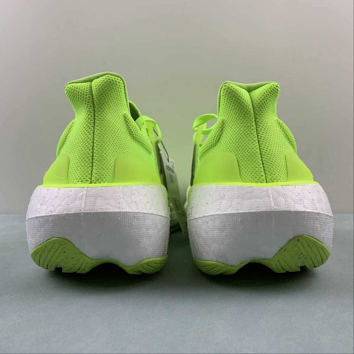Tênis Adidas Ultraboost Light 23 Verde