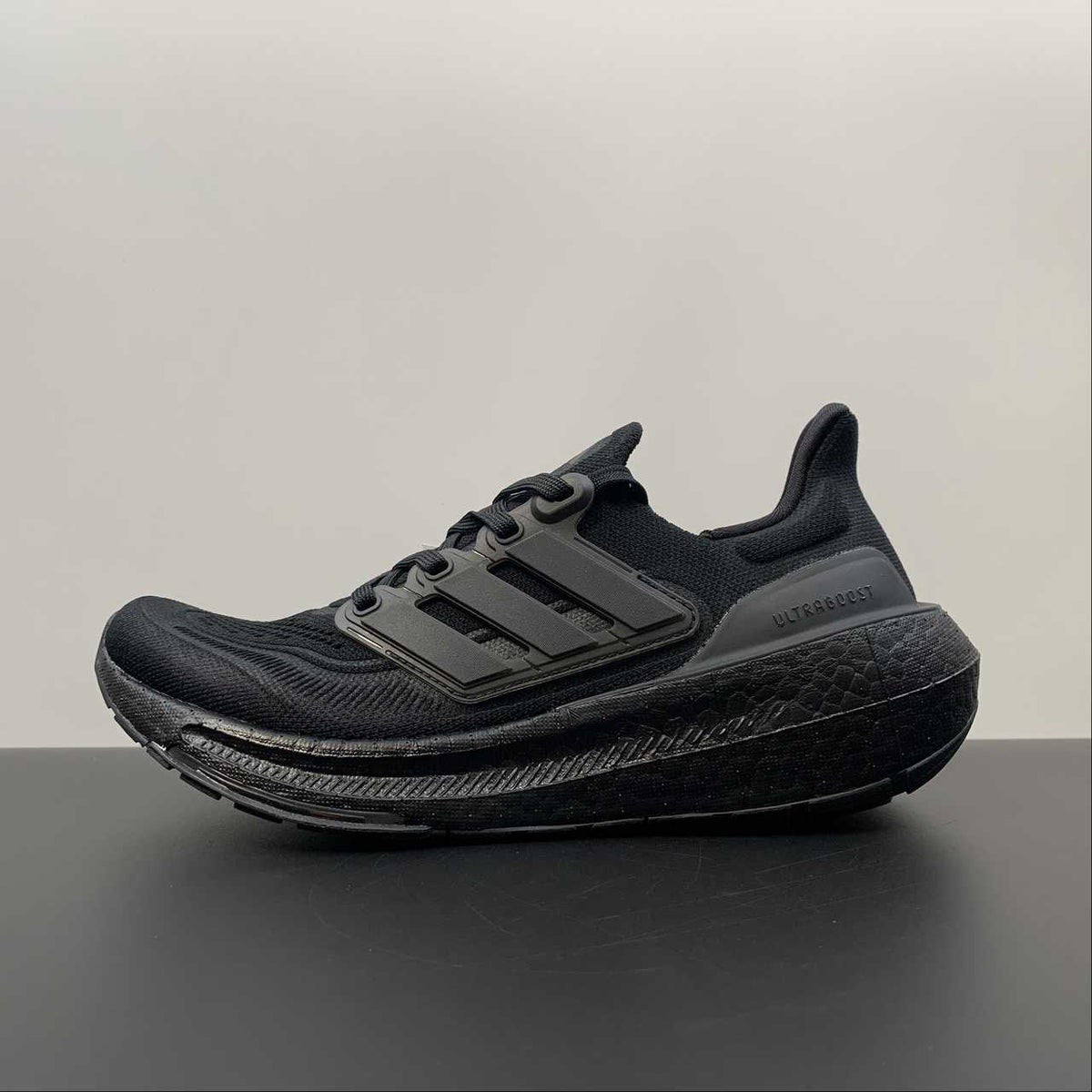 Tênis Adidas Ultraboost Light 23 Preto