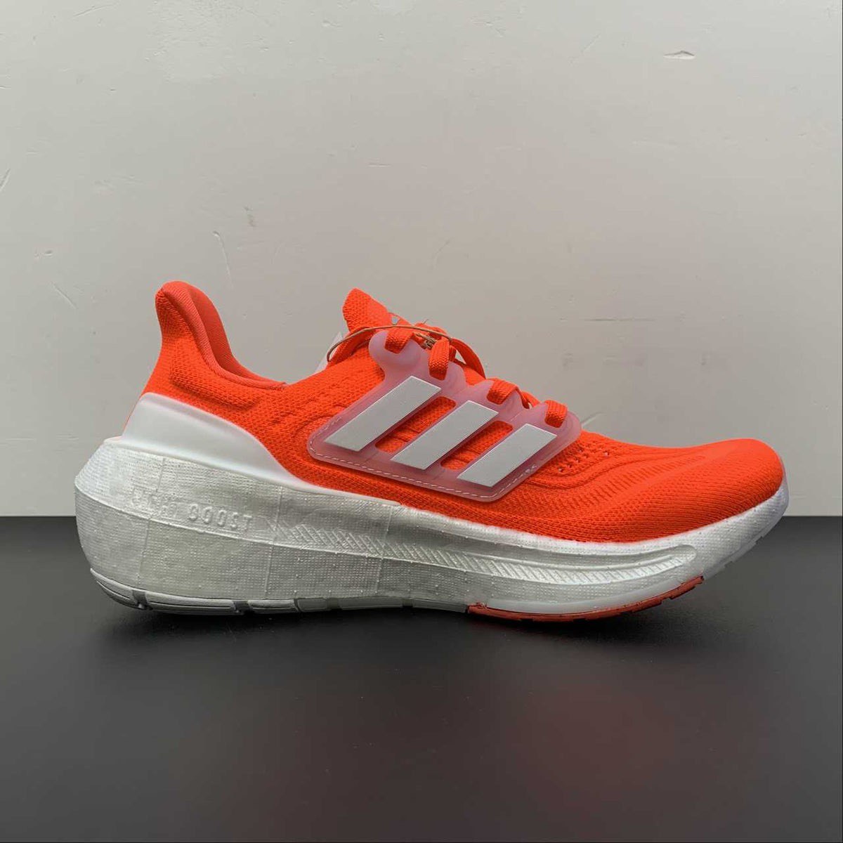 Tênis Adidas Ultraboost Light 23 Vermelho com Branco