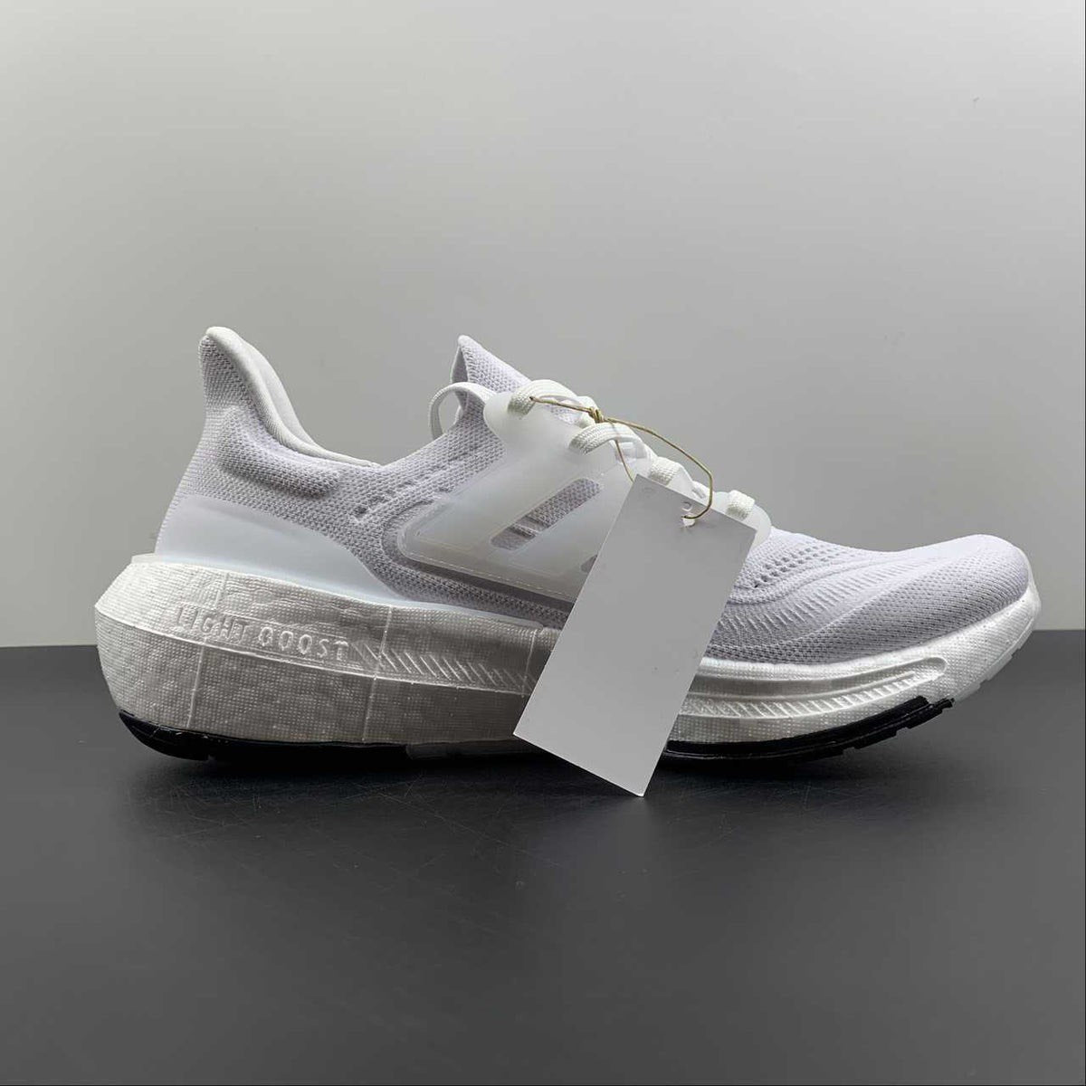 Tênis Adidas Ultraboost Light 23 Branco