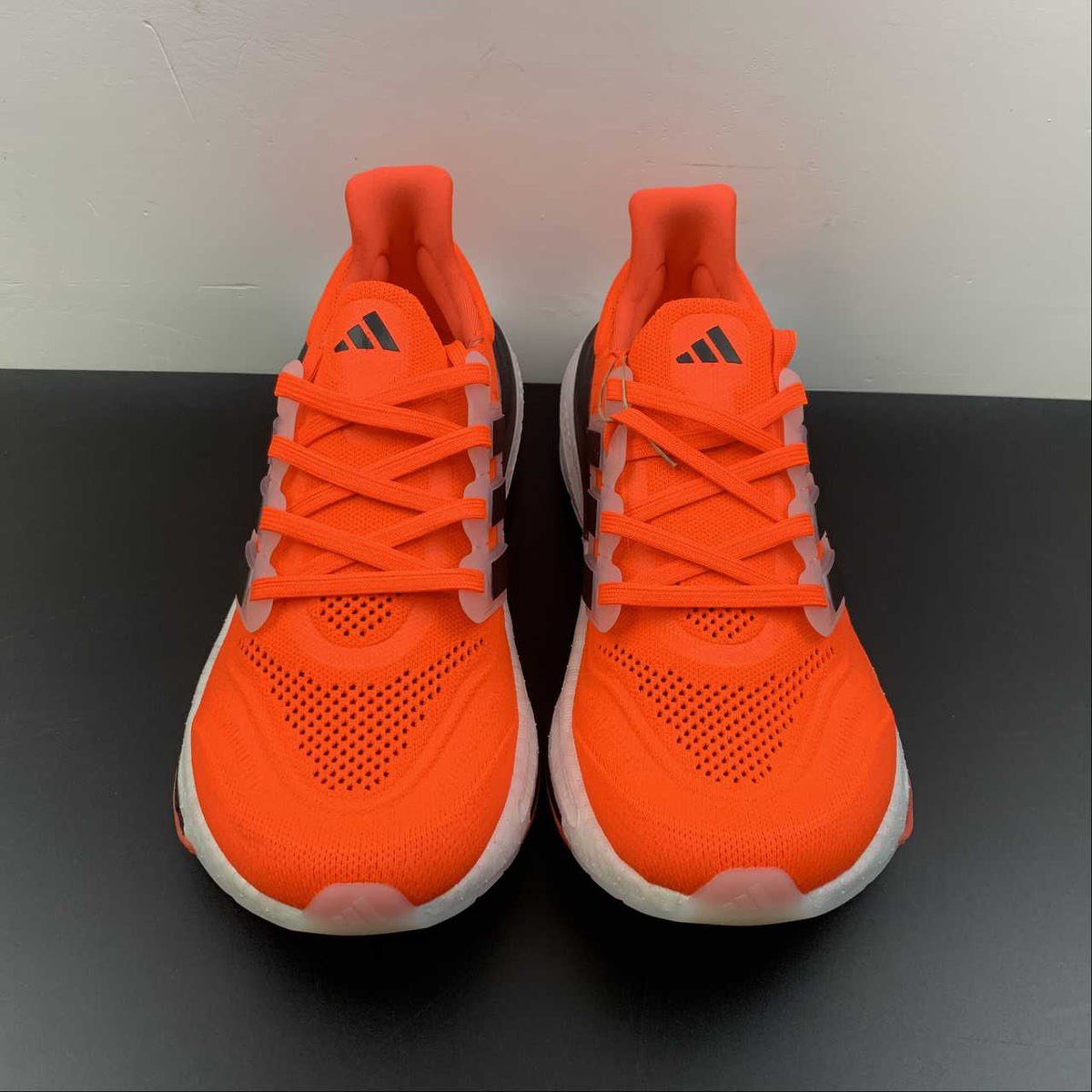 Tênis Adidas Ultraboost Light 23 Vermelho com Preto