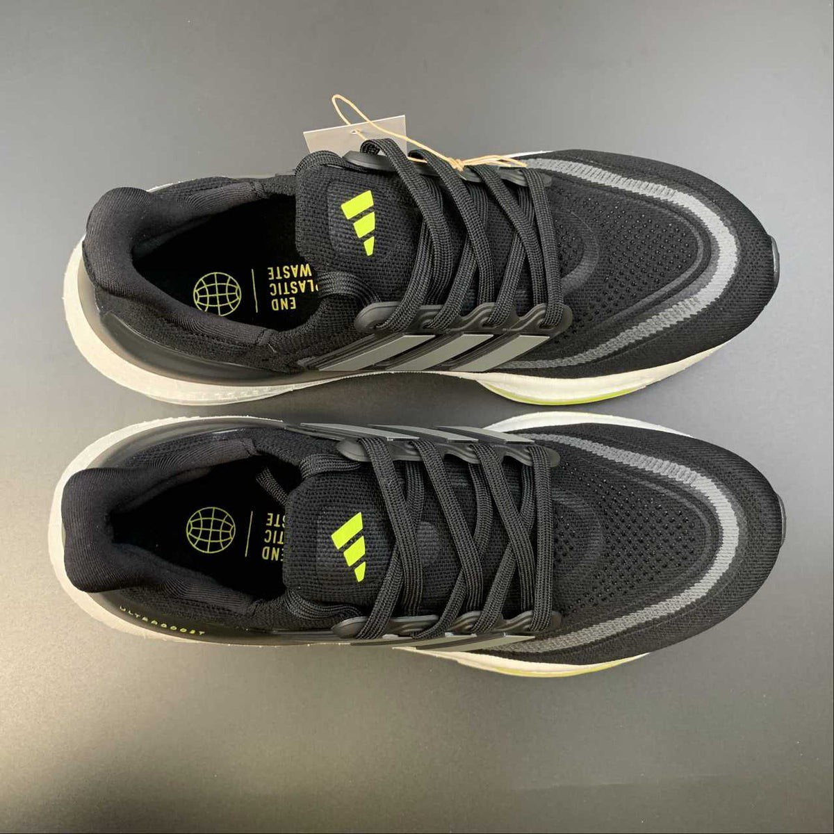 Tênis Adidas Ultraboost Light 23 Preto com Verde