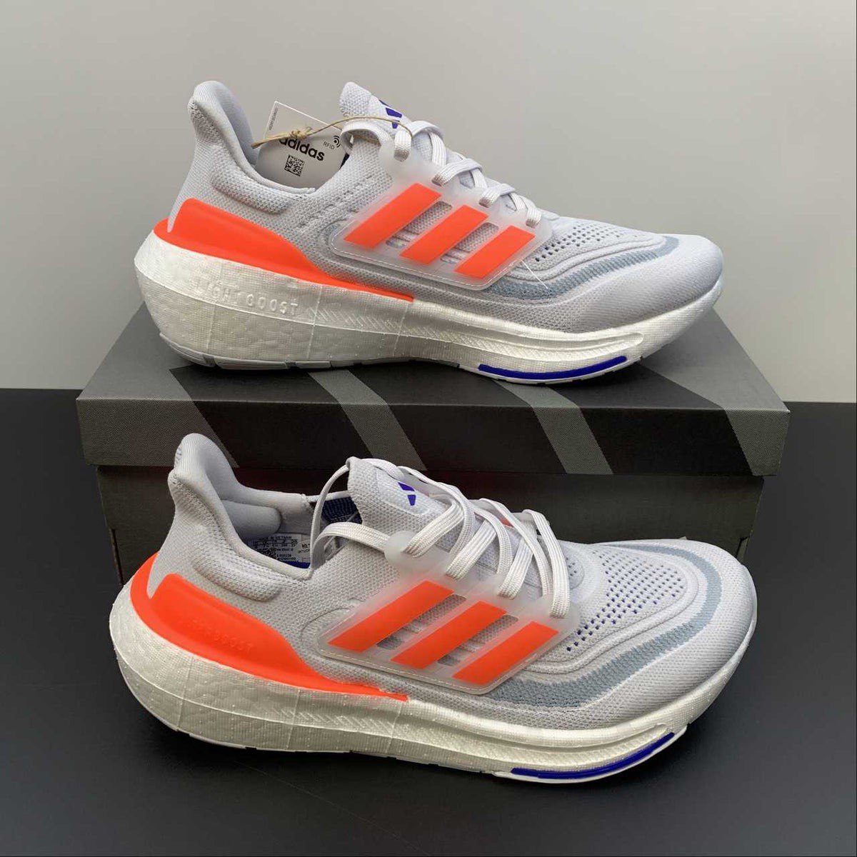 Tênis Adidas Ultraboost Light 23 Cinza com Laranja