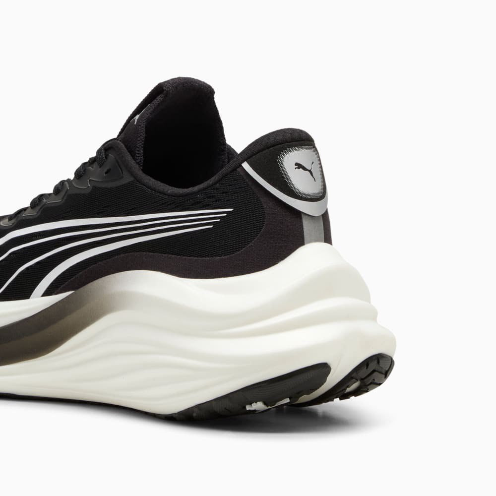 Tênis Puma MagMax NITRO - Preto com Branco