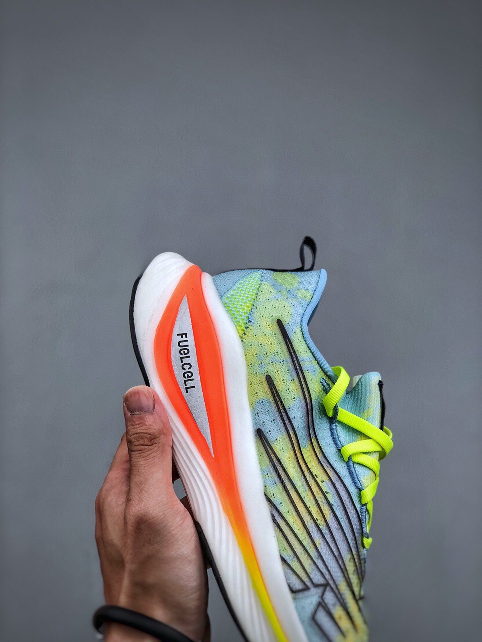 Tênis New Balance Fuelcell Supercomp Elite V3 - London