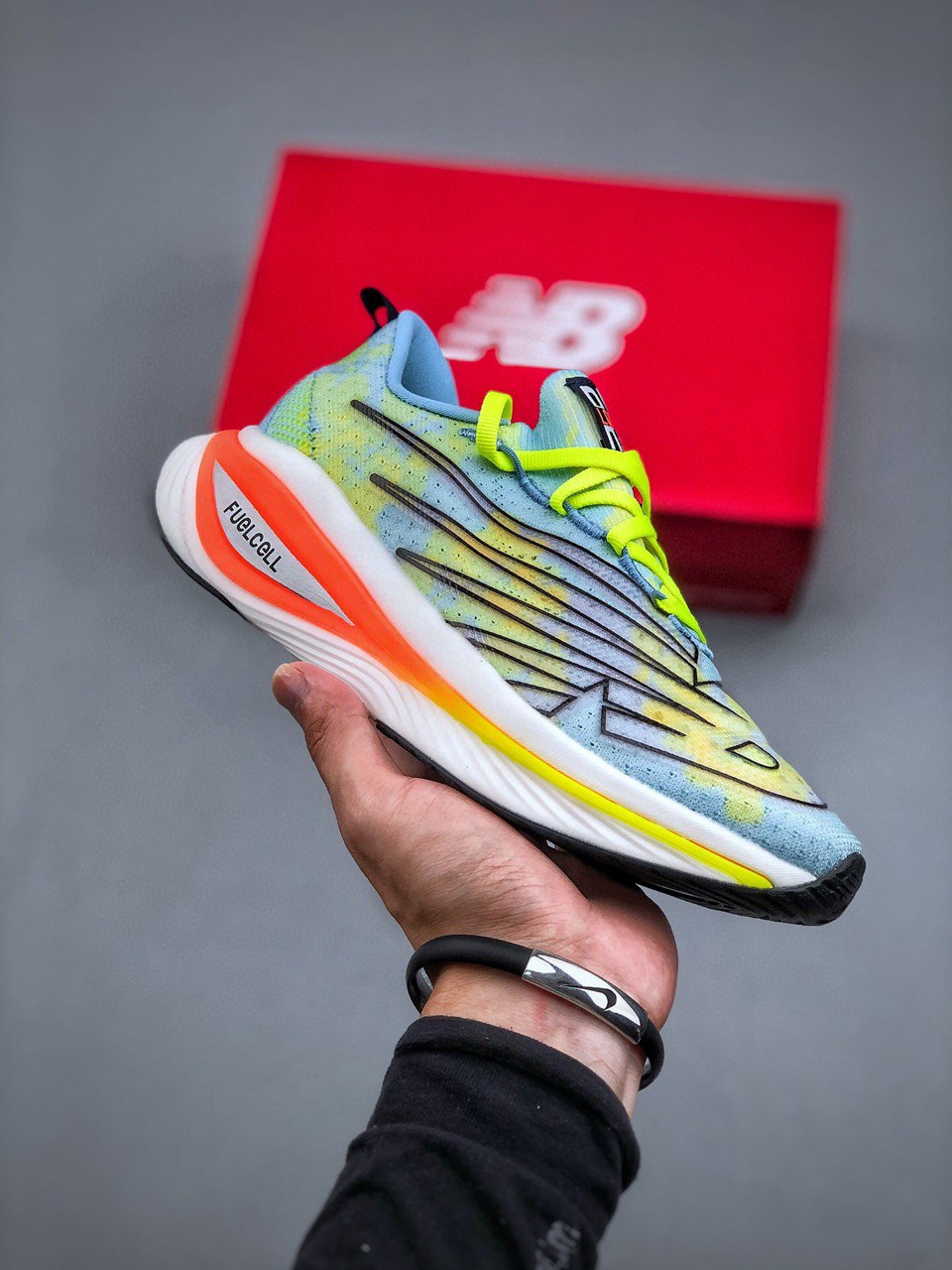 Tênis New Balance Fuelcell Supercomp Elite V3 - London